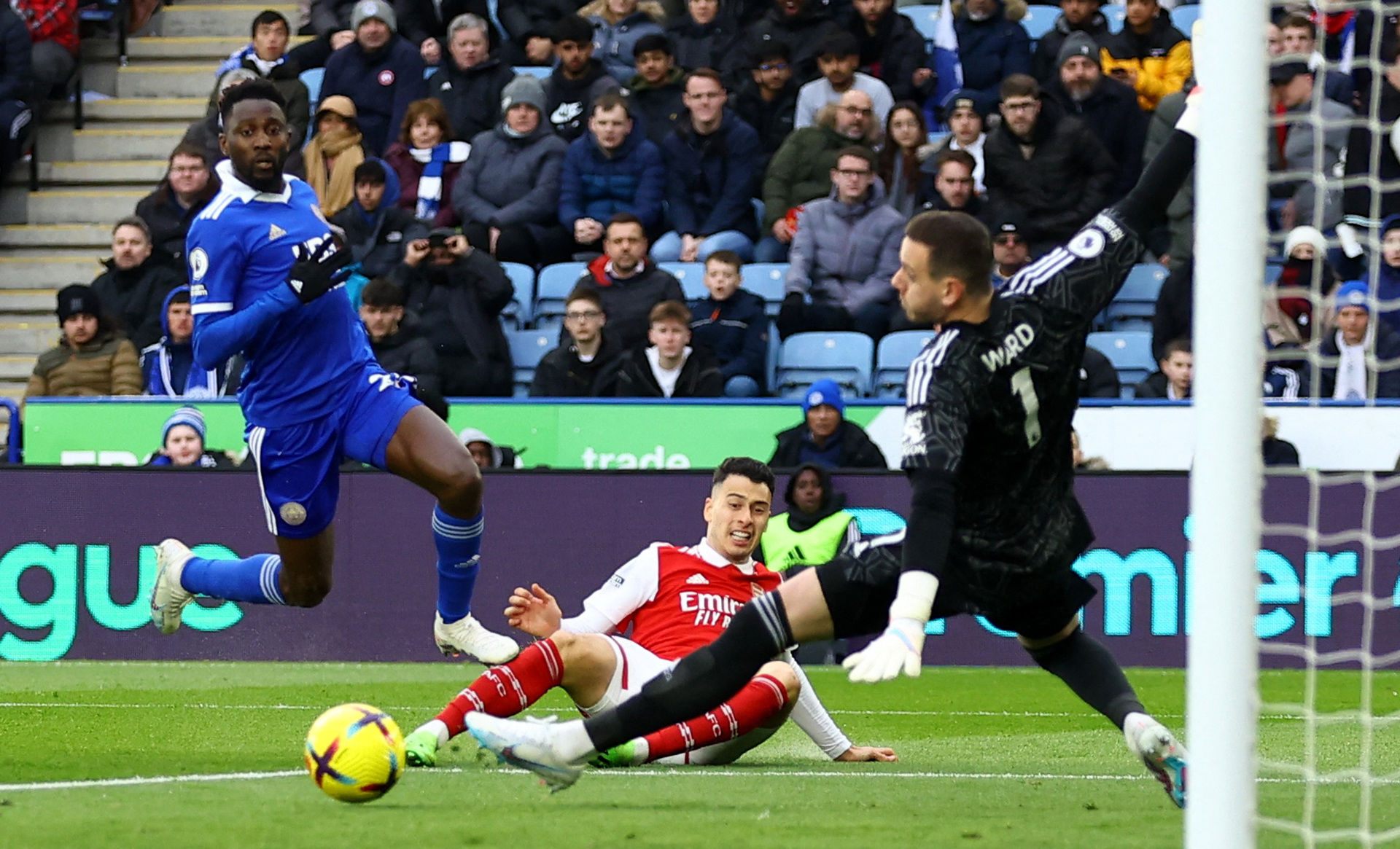 芒四射和备 芒四射和备